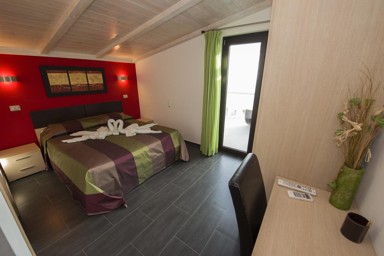 B&B Valentino Коккорино Экстерьер фото